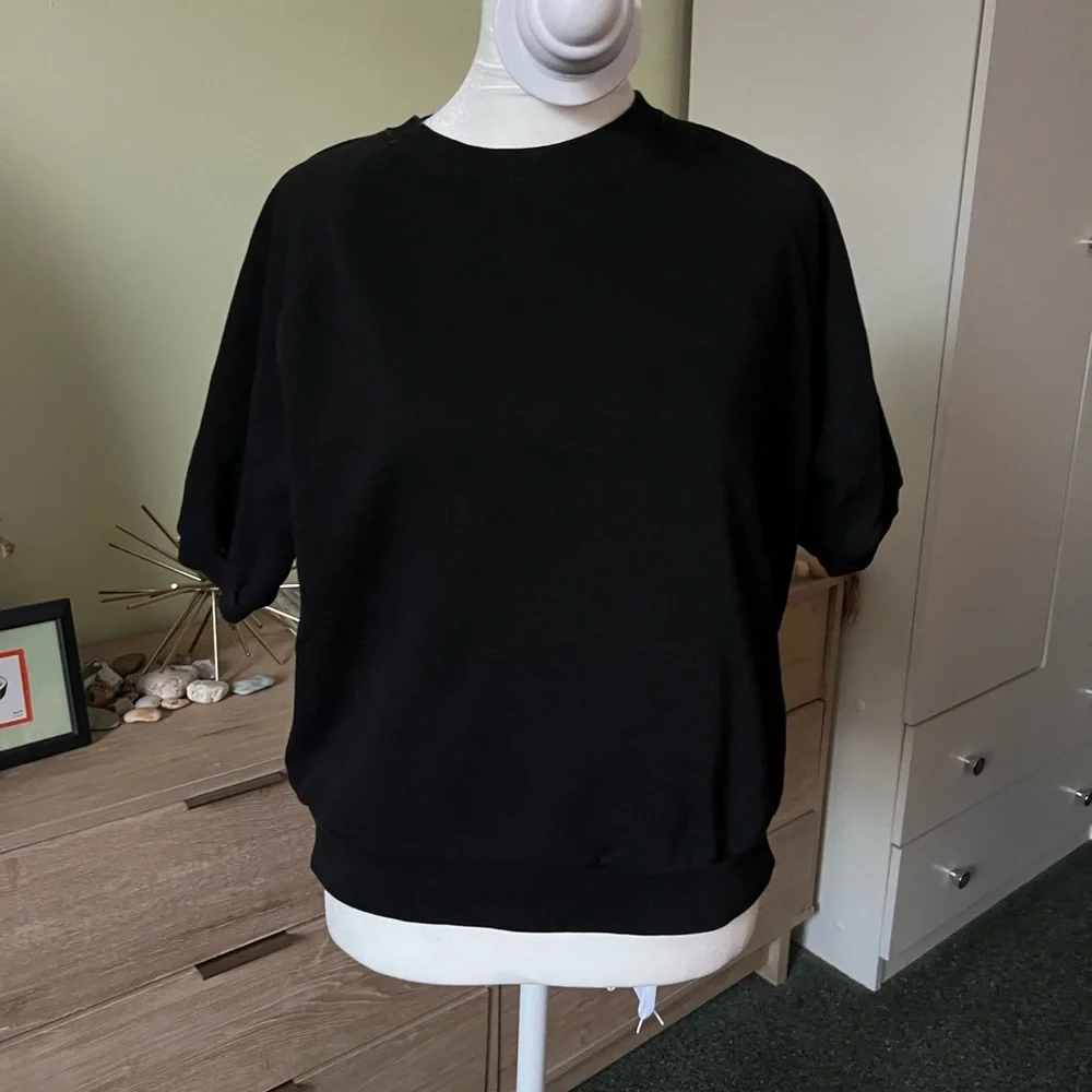 GAP Black 77% Cotton Short-Sleeve Basic Crewneck Pullover Sweatshirt Relaxed Fit